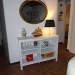 Vakantiehuis Maison 3 Pieces Avec Veranda Et Jardin, A 300m De La - - Fr-1-224b-98 La Guérinière
