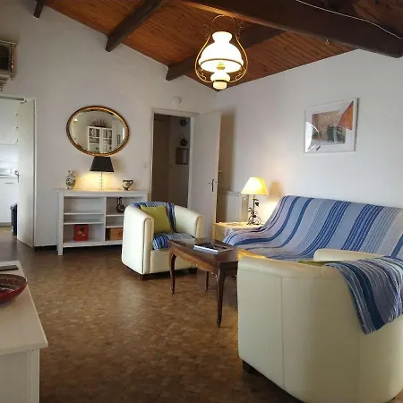 Maison 3 Pieces Avec Veranda Et Jardin, A 300m De La - - Fr-1-224b-98 Vakantiehuis La Guérinière